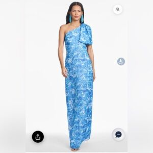 CHELSEA GOWN - MEDITERRANEAN BLOOMS size 8